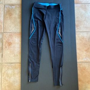 BMW Athletics Leggings - XS - Black / BMWi Colour Scheme
